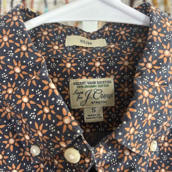 J. Crew Black and Orange floral Casual Button Down Shirt size small - Picture 2 of 7